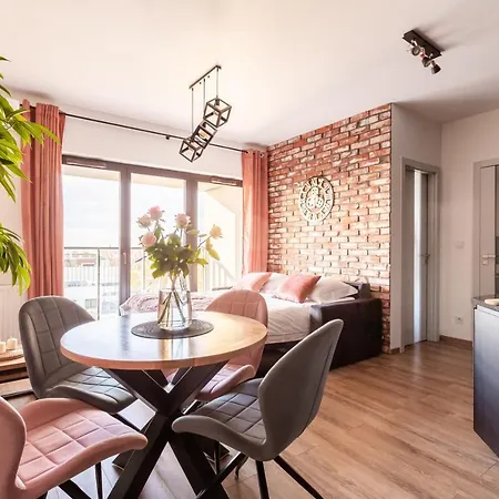 Glamour View Apartment