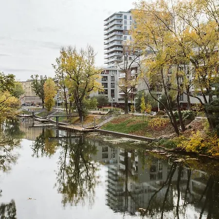 Apartment Glamour View