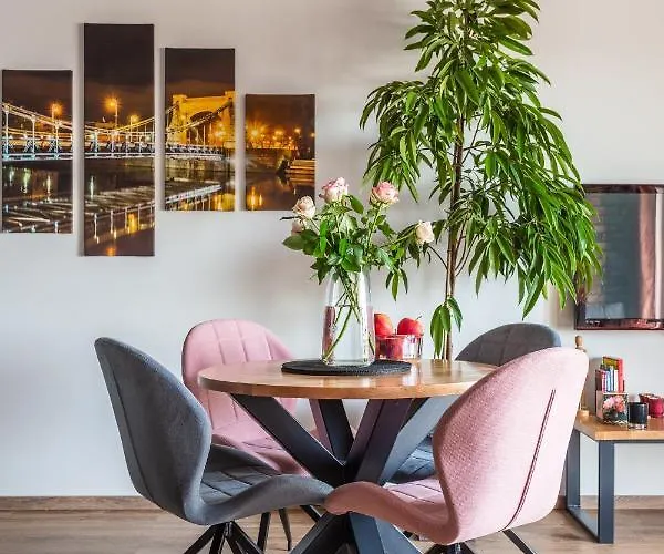 Glamour View Apartment